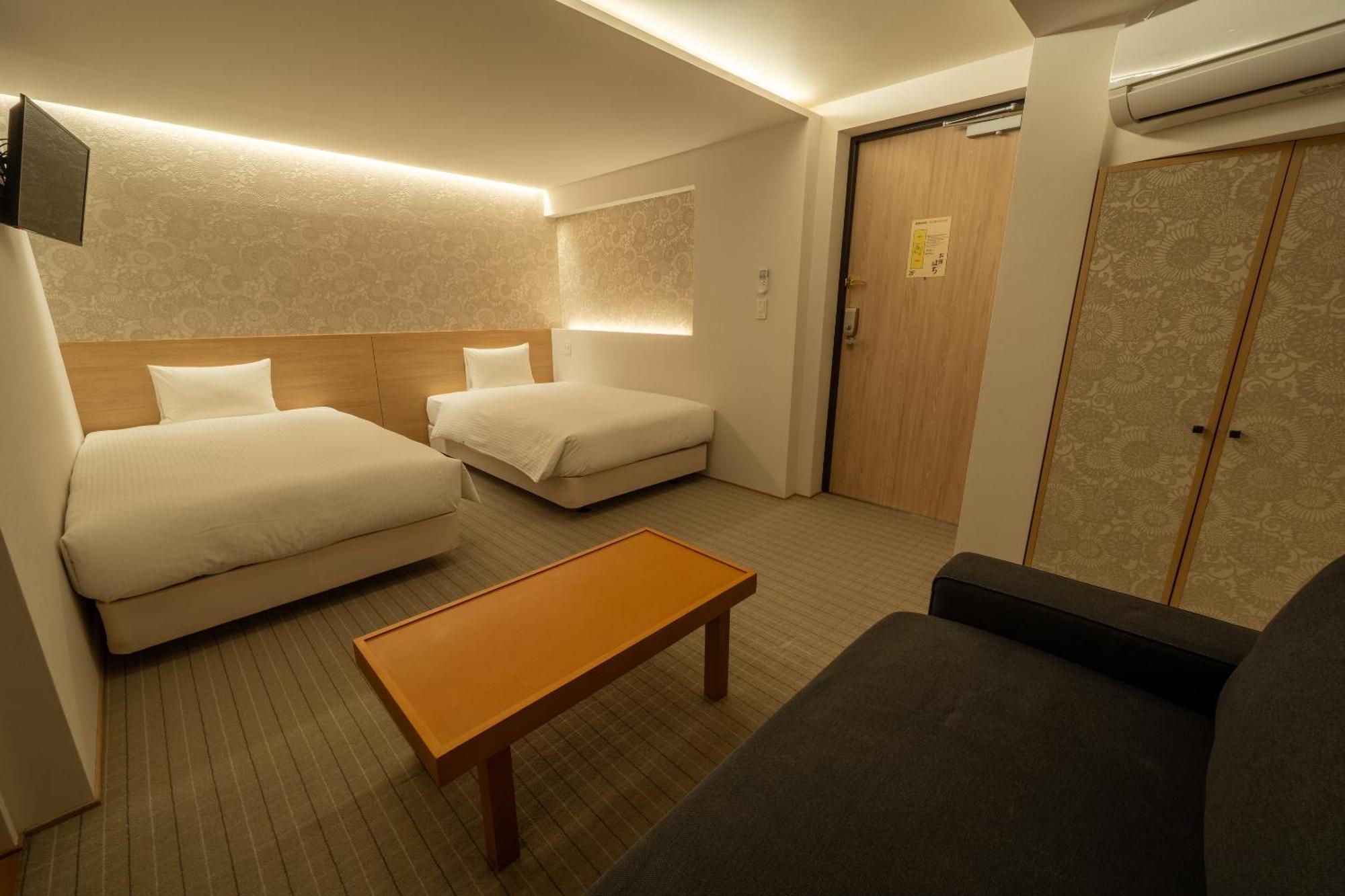 Resi Stay Hachi Inn Kyoto Bagian luar foto