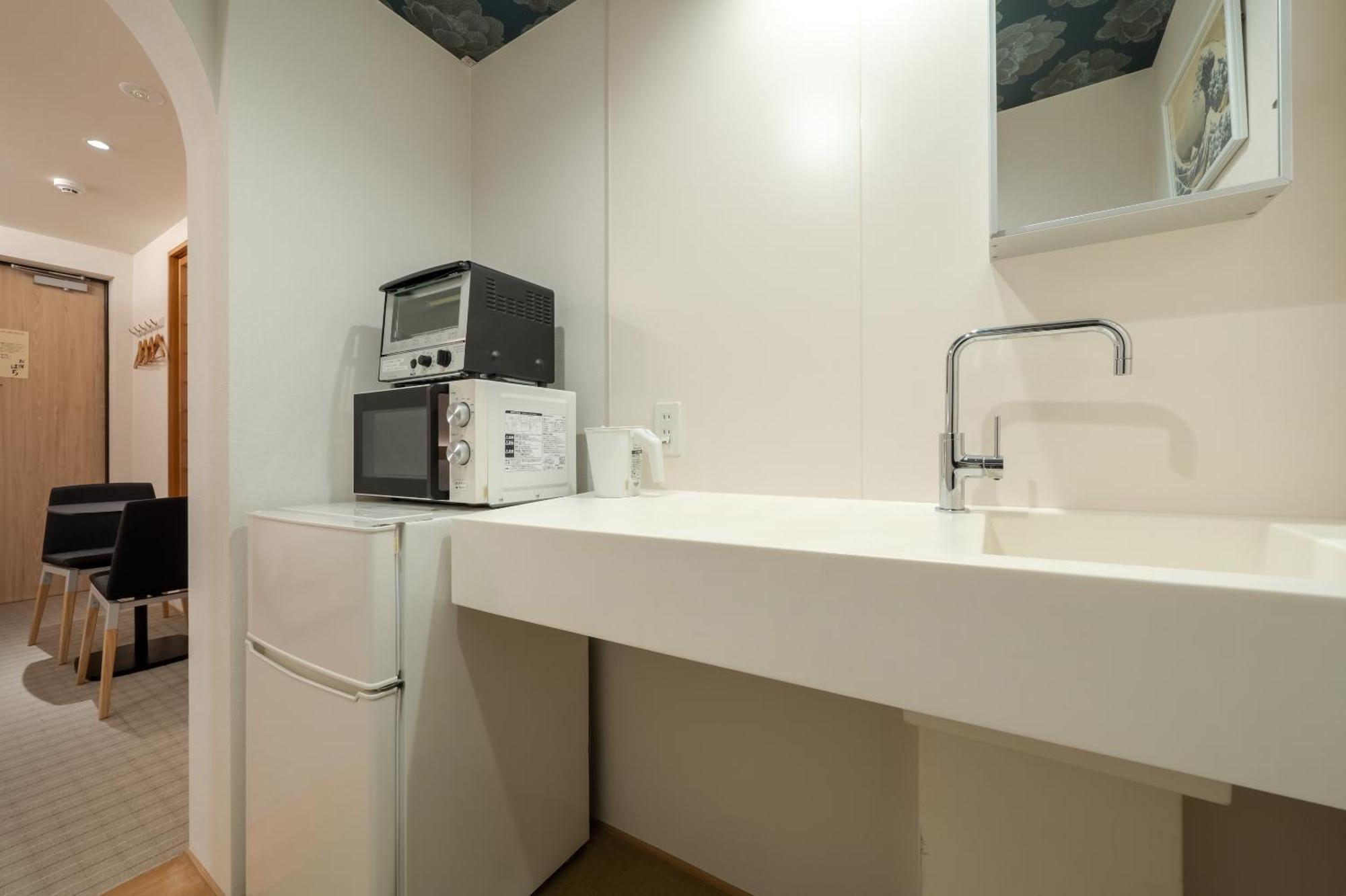 Resi Stay Hachi Inn Kyoto Bagian luar foto